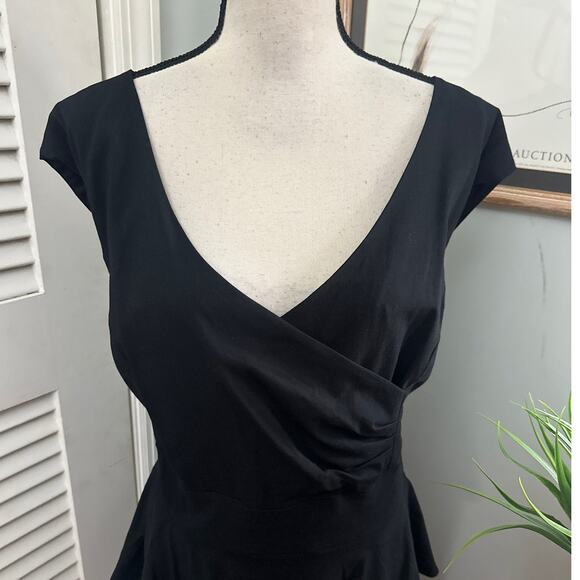 TORRID Womens Dress Black Faux Wrap Peplum Cocktail Coquette Workwear Stretch 20 - Picture 2 of 11